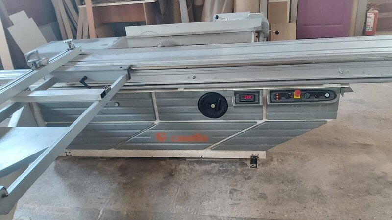 SC Mobteco Product SRL vinde circular casolin debitat pal si masiv