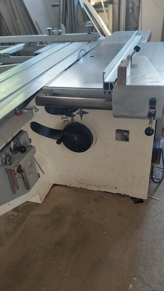 SC Mobteco Product SRL vinde circular casolin debitat pal si masiv